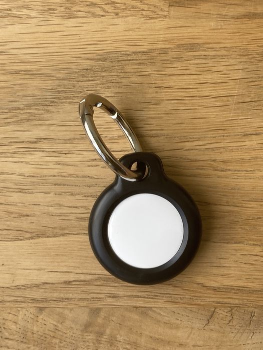 Пластиковий чохол брелок для Apple AirTag чехол брелок