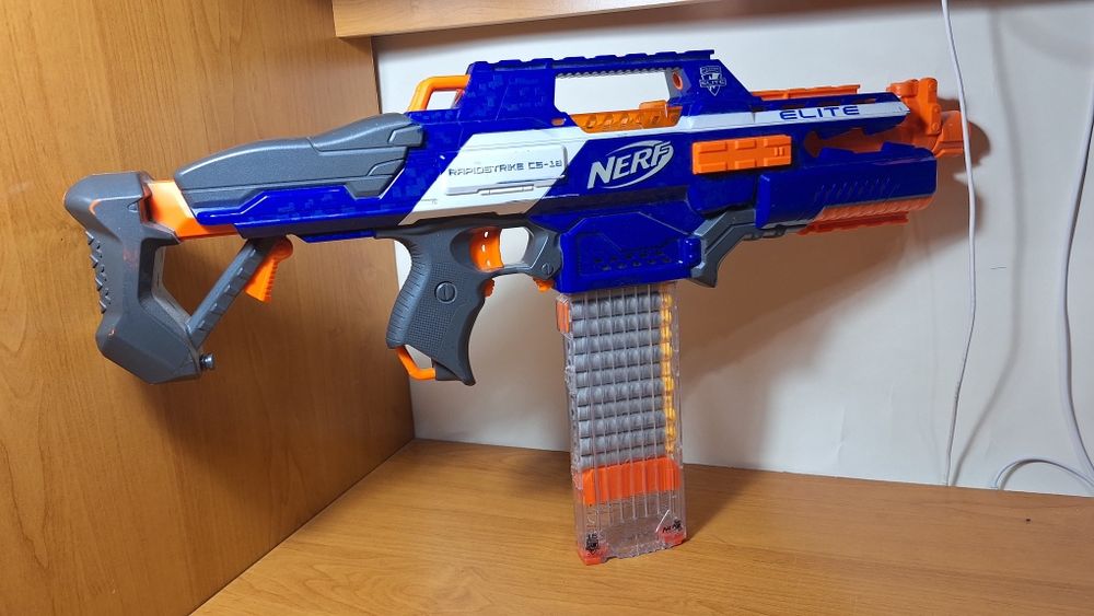 Продаю много оружий nerf