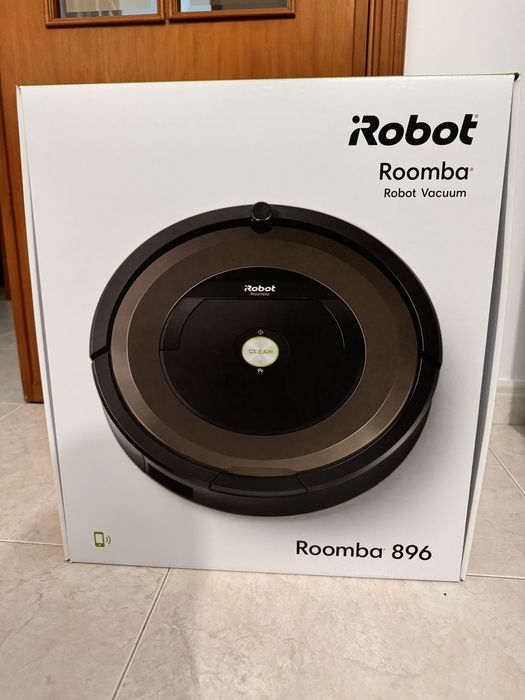 Romba Vacuum Cleaner 896