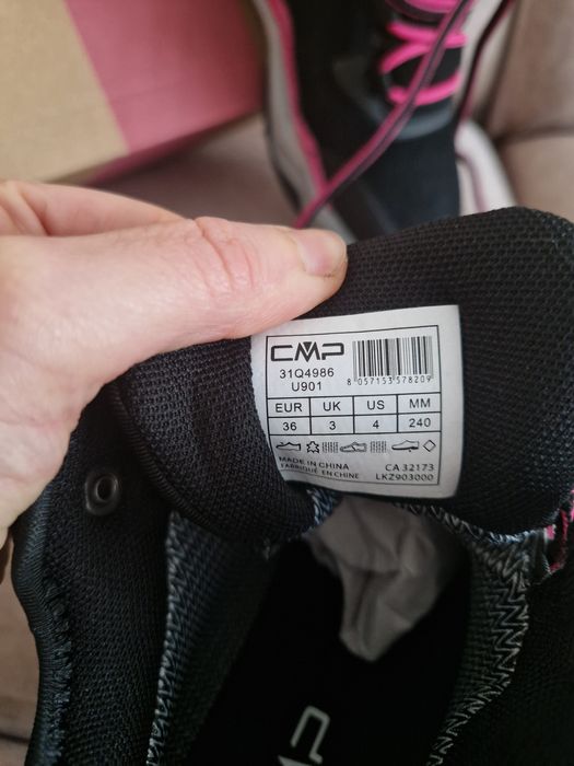 Мембранне взуття .нові непідійшов розмір  36