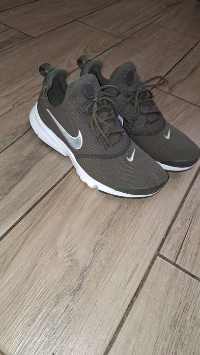 Кросівки NIKE 40 розмір!