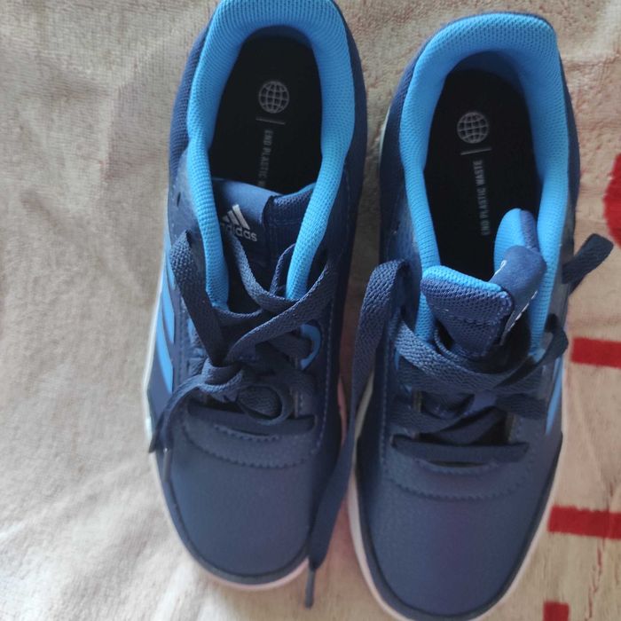 Buty Adidas 35,5. Nowe