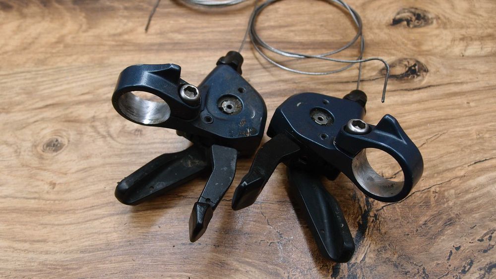manetki rowerowe 3 x 9 sp Shimano deore lx  SL-M570