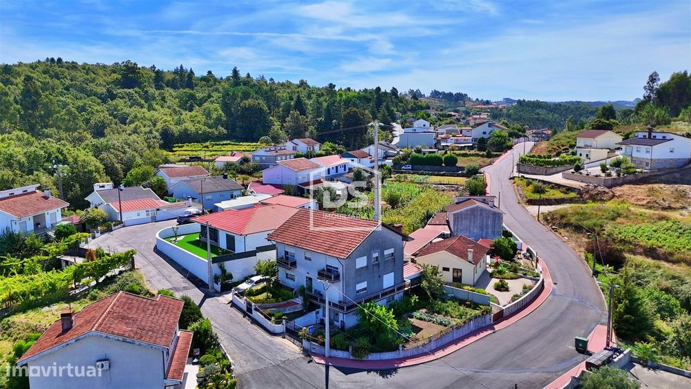Moradia Isolada T5 Venda em Vilar do Torno e Alentém,Lousada