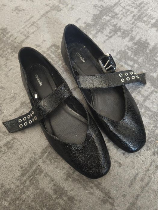Sprzedam czarne buty baletki