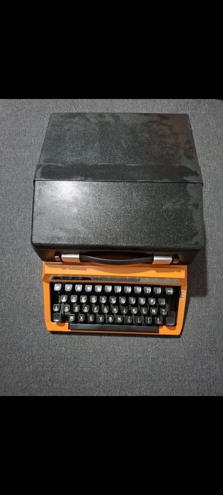 Maquina de escrever SILVER REED
