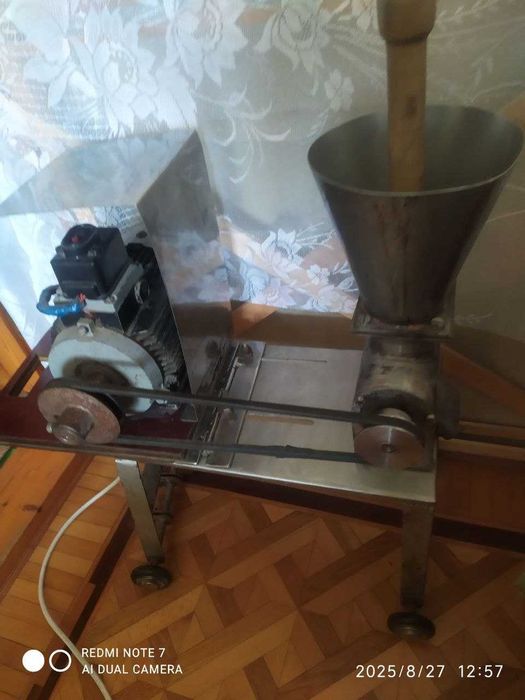 пром Соковыжималка Измельчитель 220в нержавейка, 10 л за 2 минуты