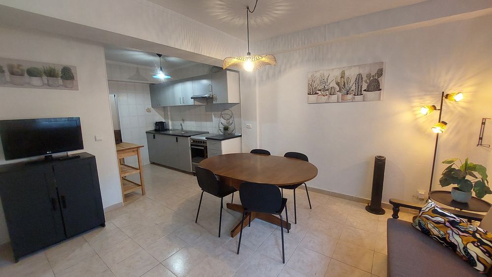 Alugo Apartamento T1 em Quarteira disponivel até ao final de Junho 650