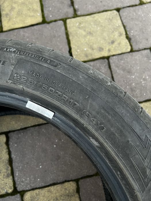 Dunlop Sport Maxx 225/50 R17