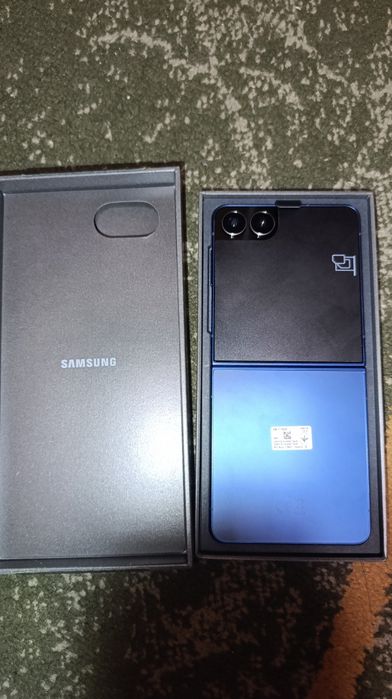 Samsung Galaxy Flip7 12/256