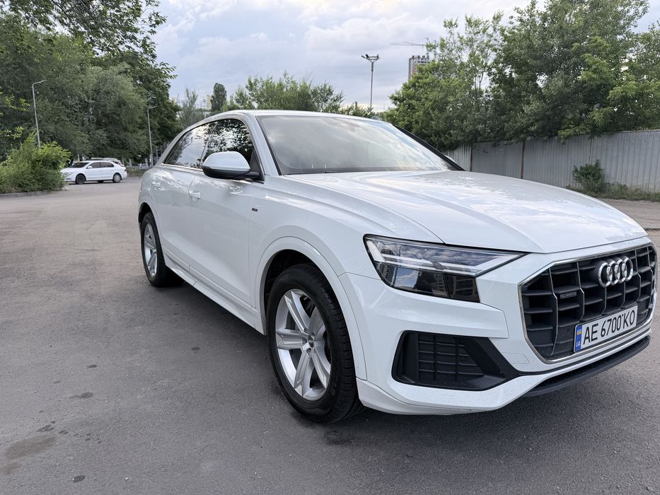 Audi Q8 2019 VIN WAUZZZF16KD045597 фото оголошення 3 з 22