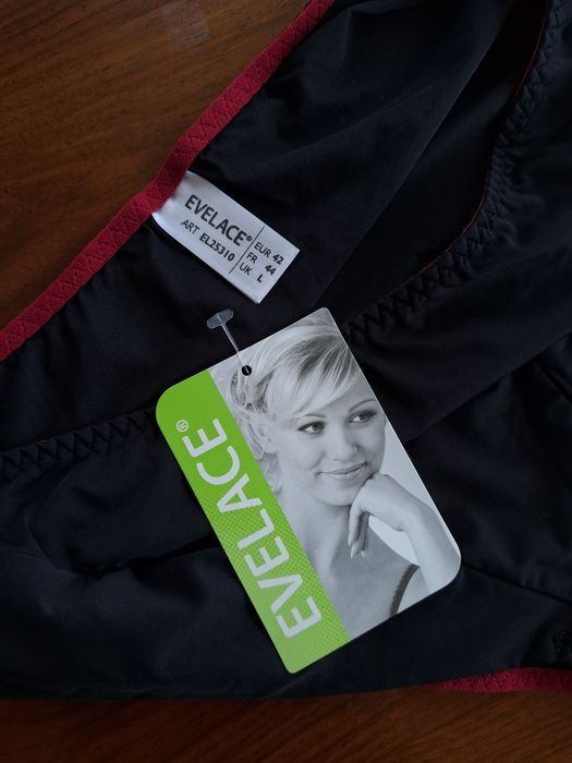 Evelace  czarne matki z czerwonym wykończeniem 42