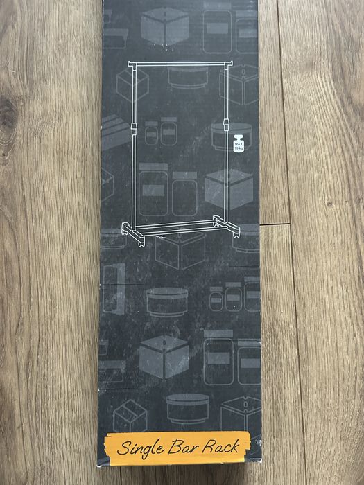 Wieszak na ubrania nowy!