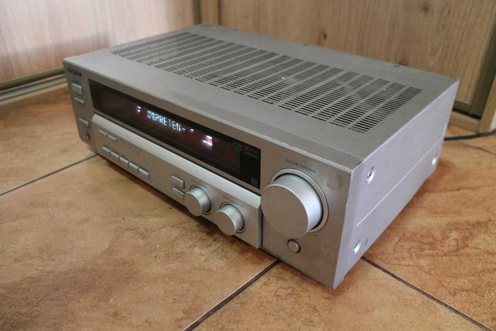 Amplituner 5.1 Kenwood KRF-V4070D uszkodzony
