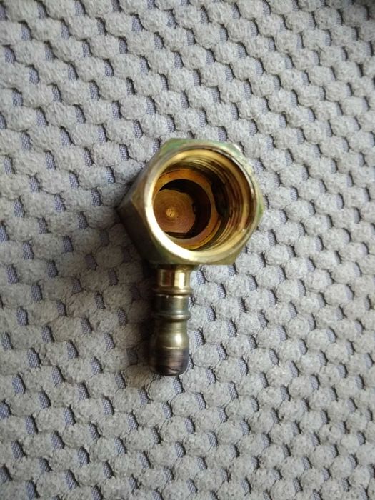 Kolanko mosiężne Końcówka węża gazowego 9mm 1/2''