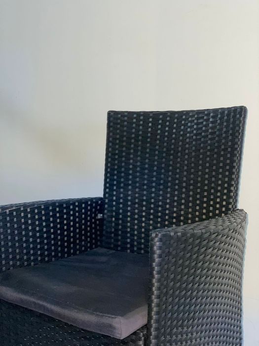 Conjunto de 2 cadeiras e mesa de exterior