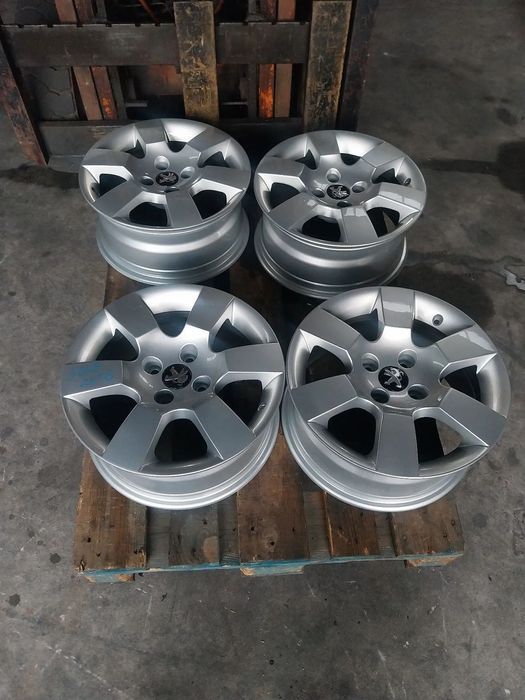 Jantes Peugeot 5008 16" Ref: 9685783880