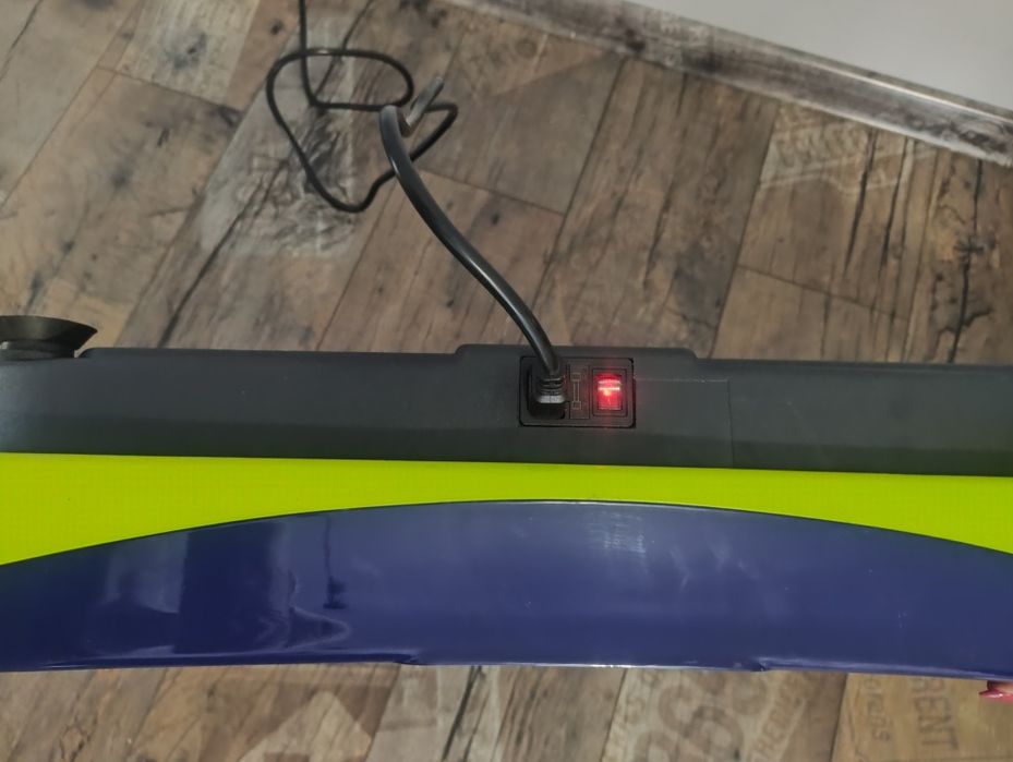 Platforma wibracyjna MV Power YD-1019, trening, ćwiczenia