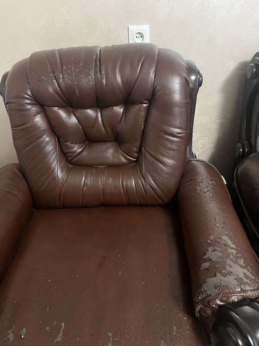 Диван і 2 крісла