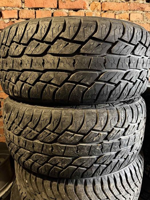 Резина 305/50r20 AT TERRAMAX LSR2