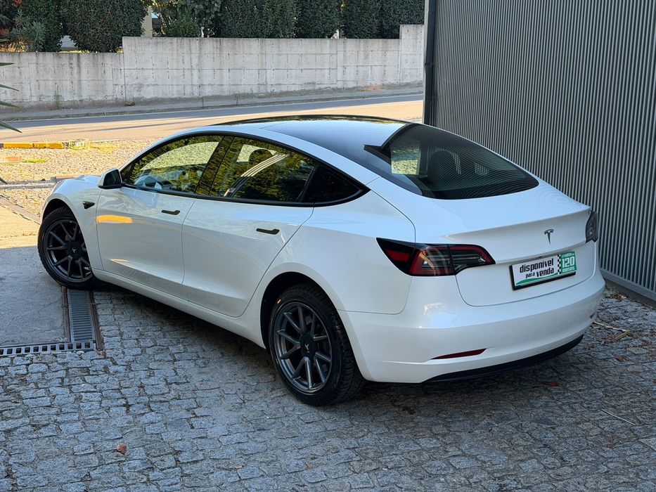 Tesla Model 3 RWD 2023 | LFP | Ryzen | Autopilot | Gancho