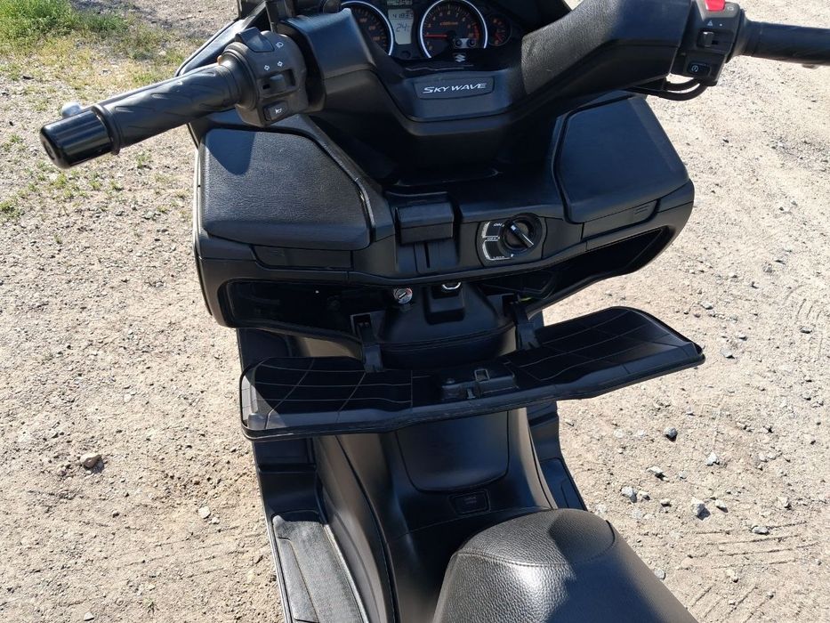 Максі-скутер Suzuki Skywave 250 2008