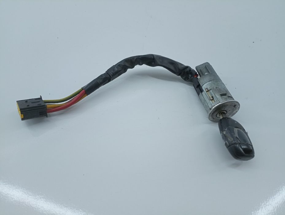 Canhão da ignição - RENAULT CLIO II Caixa (SB0/1/2_) | 98 -