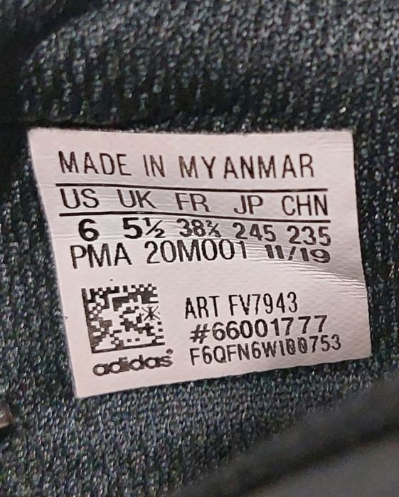 Halówki Adidas. Rozm.38 i 2/3. 24,5cm.