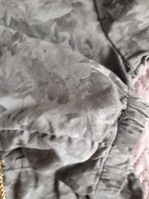 kurtka dziewczęca parka khaki w nadruki róż H&M r. 116
