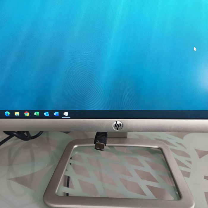 Monitor HP 24" Full HD IPS – Excelente Estado