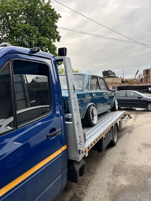 Послуги Евакуатор 24/7