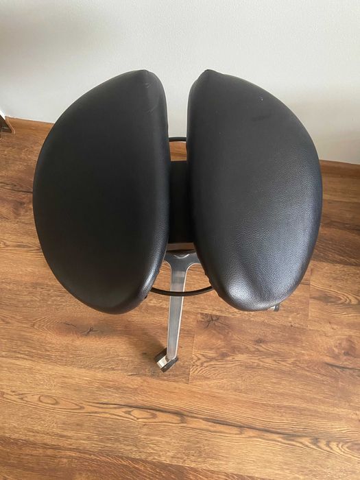 fotel ergonomiczny siodło