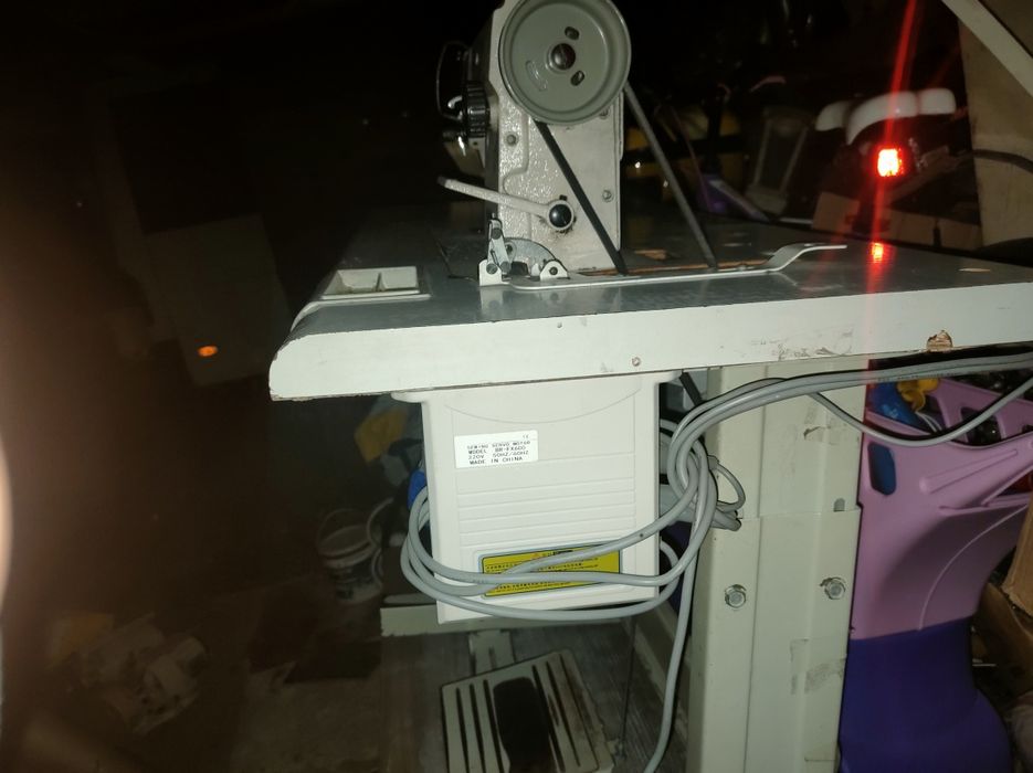 Швейная машина с сервоприводом