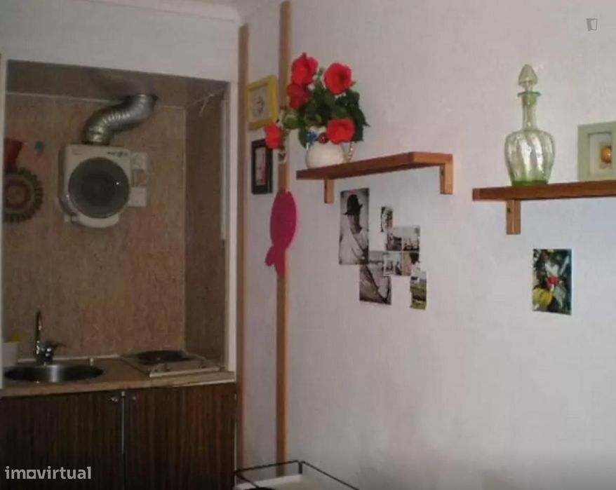 Estúdio - localizado em Santa Apolónia Lisbon