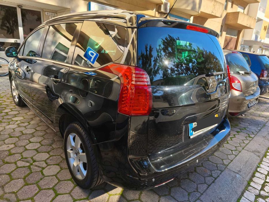 Peugeot 5008 1.6 e-HDi 7L SE Style