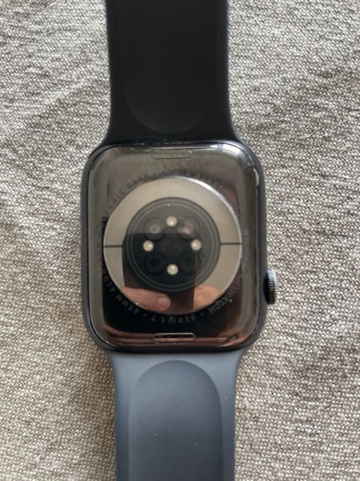 Apple Watch Series 7 45mm GPS / Mobile