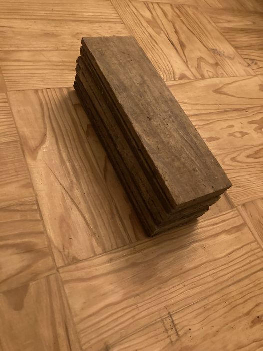 Tacos de madeira em otimo estado