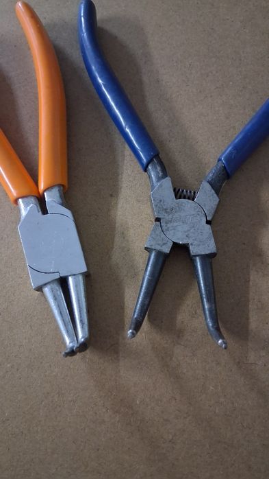 Alicates tira freios