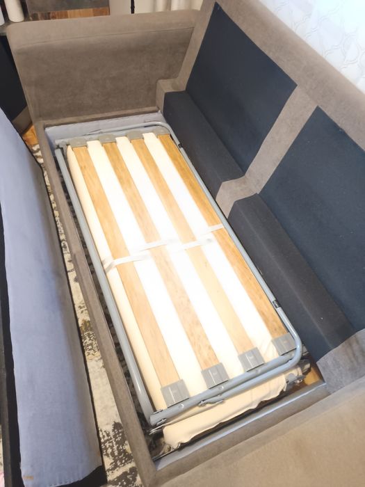 Sofá com cama como novo
