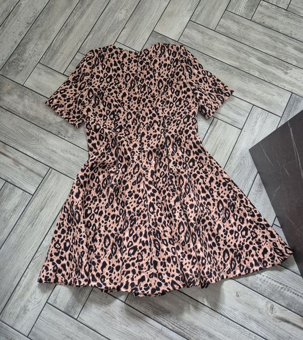 Versace Jeans Couture sukienka M gratis intimissimi  krem