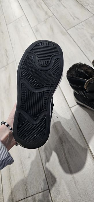 Тёплые,качественные ,детские зимние ботинки