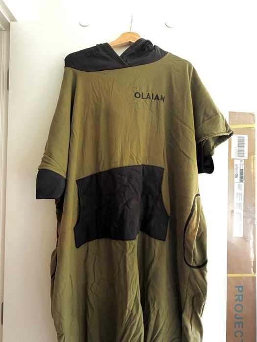 Combo Surf: Prancha 7'0 47,5L Malibu + Fato Deeply 4/3 M + Capa + Poncho