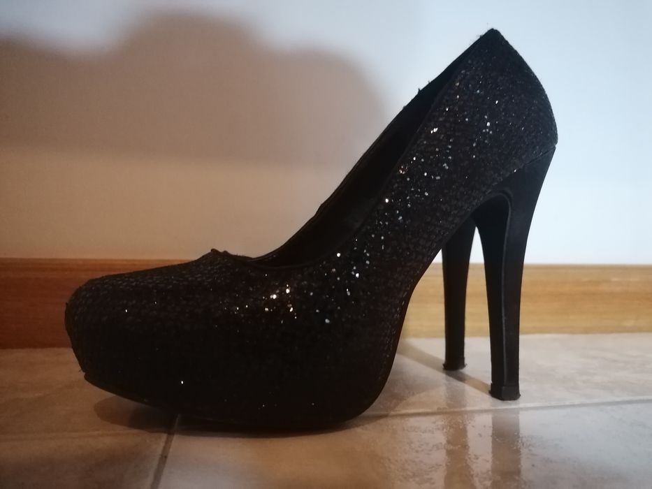 Sapato Salto Sapatos De Cunha Fechados Sandálias De Cunha, Salto Alto,  Sapatos Plataforma, Sapatos, image size:2000x1500