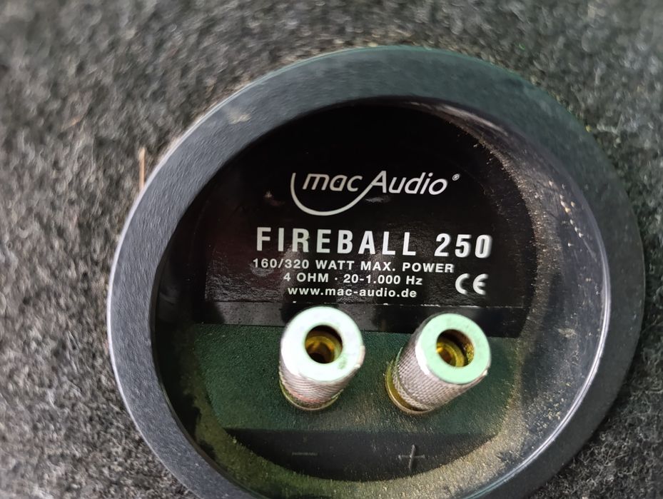 Продам Сабвуфер !!