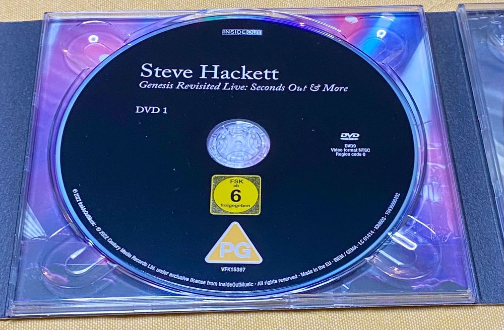 2 CD e 2 DVD de Steve Hackett