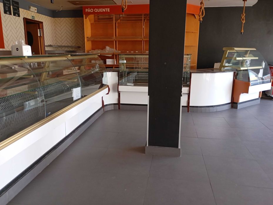 Vitrines refrigeradas e normais