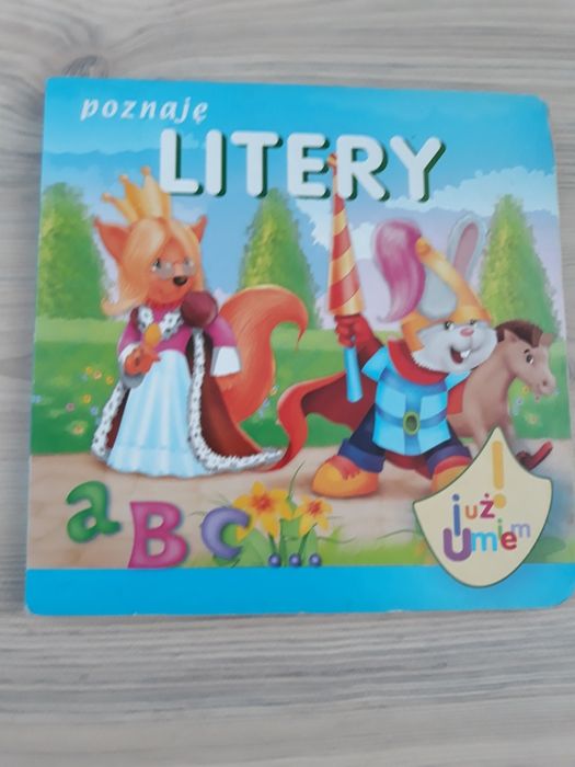 Książka Poznaję litery