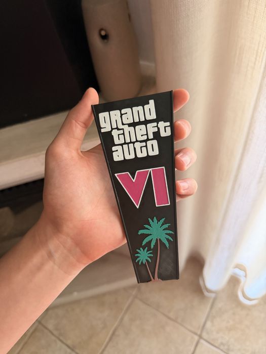 Placa / Aplique Frontal Custom GTA VI (Vice City) para PlayStation 5