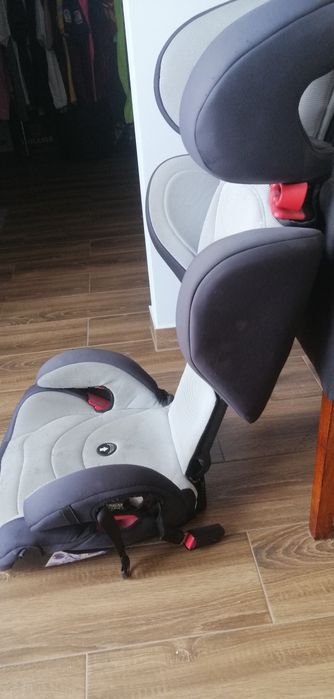 Fotelik chicco artsana 15-36kg isofix