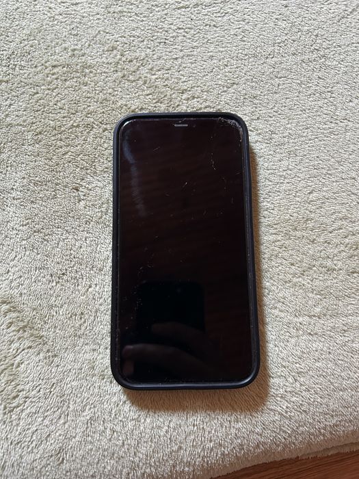 iPhone 11 bom estado